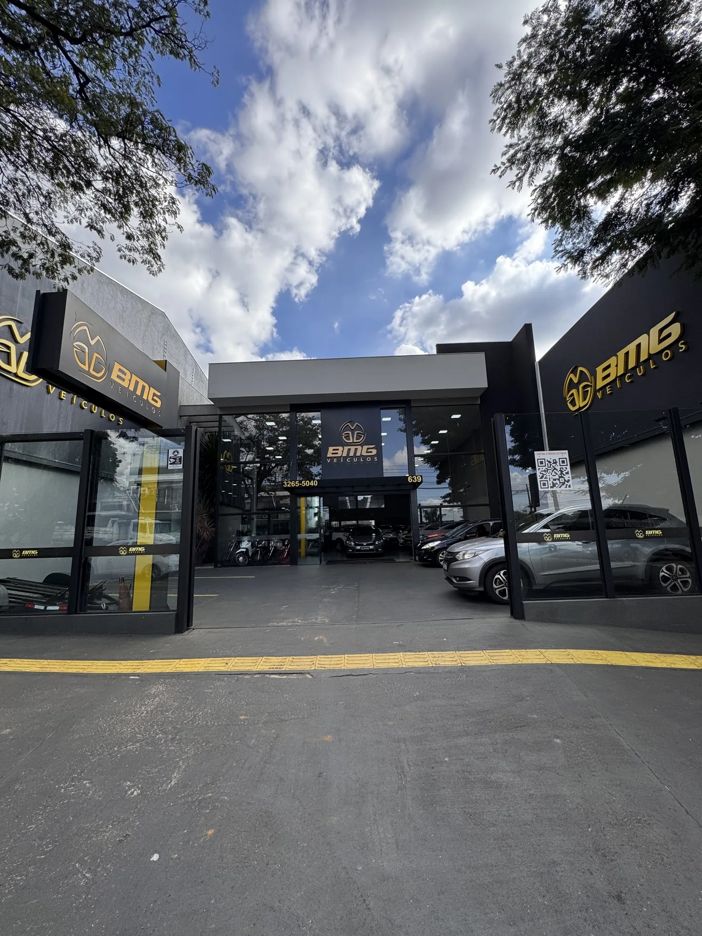 Fachada BMG Veículos